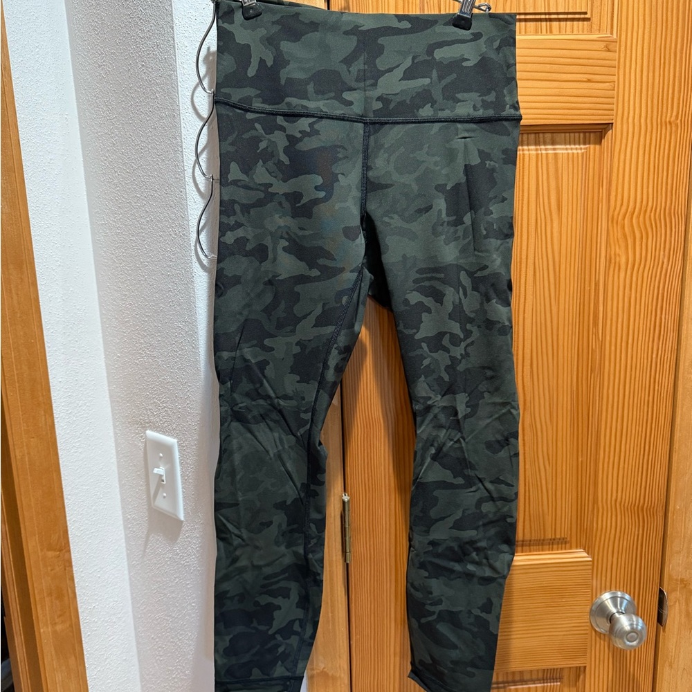 Lululemon Align Capri Leggings